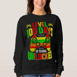 Level 100 Days Of School Unlocked Gamer Video Game Sweatshirt