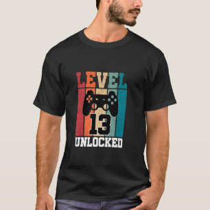 Level 13 Unlocked 13 Year Old Funny Gamers 13th Bi T-Shirt