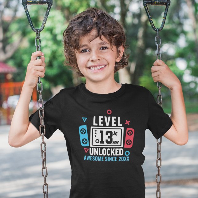 LEVEL 13 UNLOCKED Gamer Birthday – Custom Year T-Shirt (Creator Uploaded)