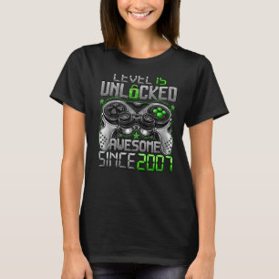 Level 15 Unlocked Awesome Since 2007 15th Birthday T-Shirt