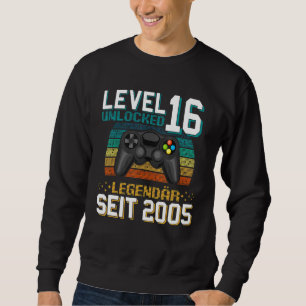 Level 16 Unlocked 16th Birthday Gamer Gamer Boy Sweatshirt
