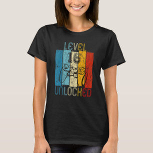 Level 16 Unlocked Video Gamer 16th Birthday T-Shirt