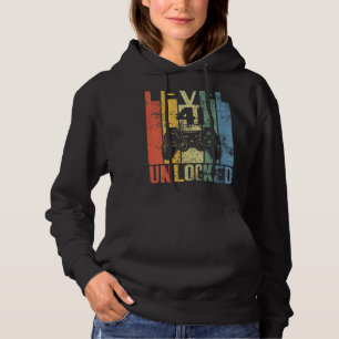 Level 41 Unlocked 41st Birthday For Video Gamers Hoodie