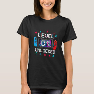 Level 7 Unlocked Gamer 7th Birthday Gift Video Gam T-Shirt