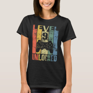 Level 9 Unlocked 9th Birthday  For Video Gamers T-Shirt