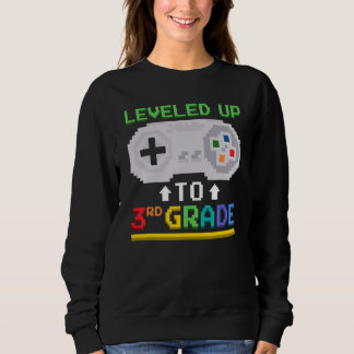 Levelled Up To 3rd Grade Gamer Video Game Controll Sweatshirt