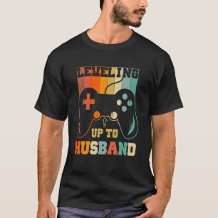 Levelling Up to Husband Mens Groom Bachelor Party  T-Shirt