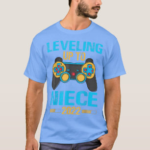 Levelling Up To Niece 2022 Pregnancy Announcement  T-Shirt