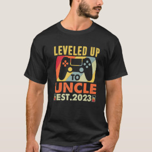 Levelling Up To Uncle Est. 2023 - Funny New Great T-Shirt