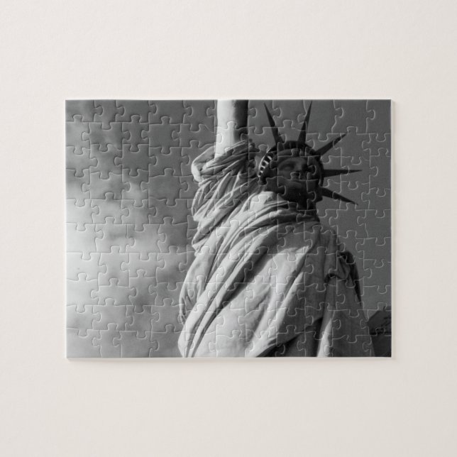 liberty lady black & white jigsaw puzzle (Horizontal)