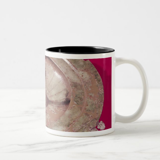 Lid of a krater Two-Tone coffee mug (Right)