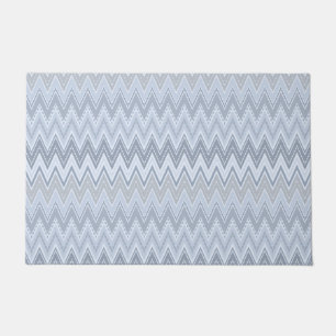 Light blue zigzag doormat