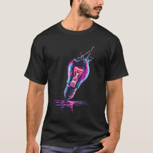 Light Bulb Artwork Geometric Motif Art Graphic Ret T-Shirt