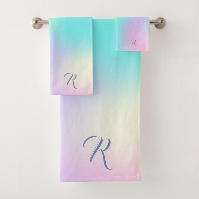 Light colours holographic background bath towel set (Insitu)