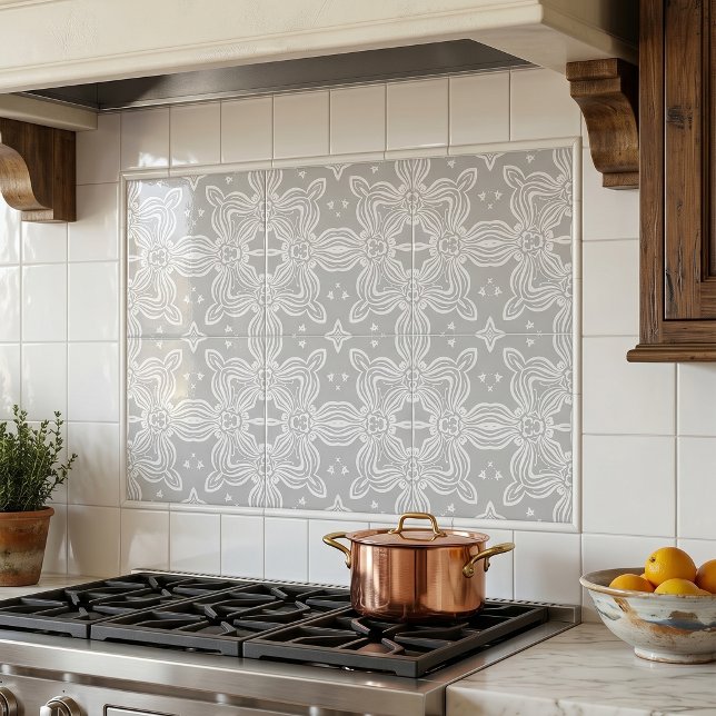 Light Grey And White Ornate Elegant Damask Pattern Tile (Creator Uploaded)