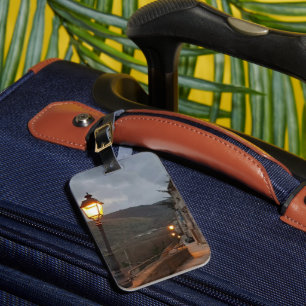 light luggage tag
