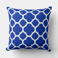 Light Sapphire Blue Quatrefoil Pattern