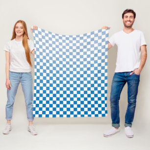 Light to Dark Blue Gradient Chequered Pattern Fleece Blanket