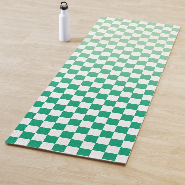 Light to Dark Green Ombré Chequered Pattern Yoga Mat (In Situ)