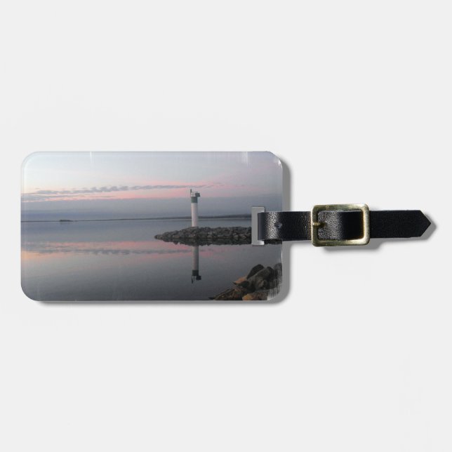 lighthouse-65.jpg luggage tag (Front Horizontal)