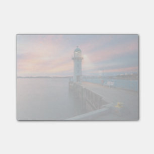 Lighthouse Raffles   Marina, Singapore Post-it Notes