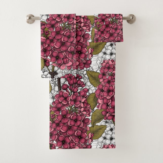 Lilac Bath Towel Set (Insitu)