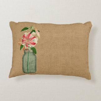 Lily fleur dans un pot Mason Decorative Cushion