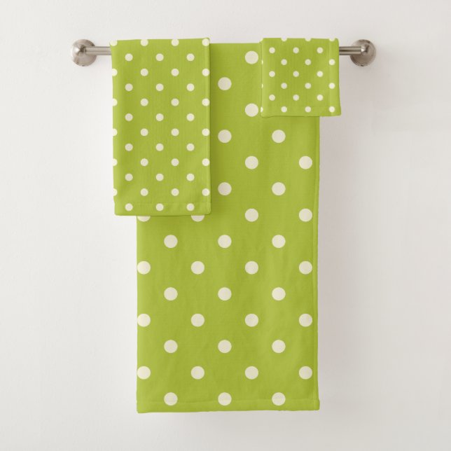 Lime Green Polka Dot Bath Towel Set (Insitu)