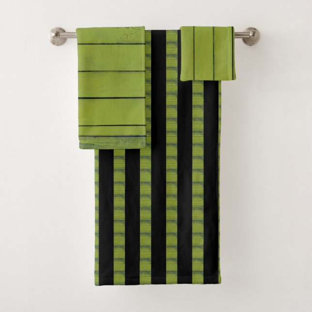 Lime Liquorice Bath Towel Set (Insitu)