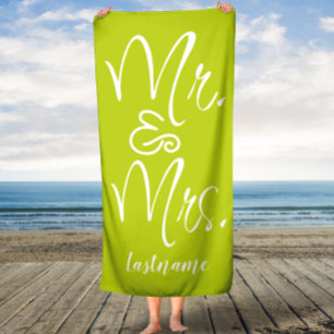 Lime Script Mr & Mrs Wedding Family Bath Towel
