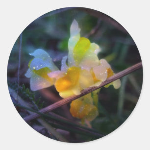 Linaria Glow Classic Round Sticker