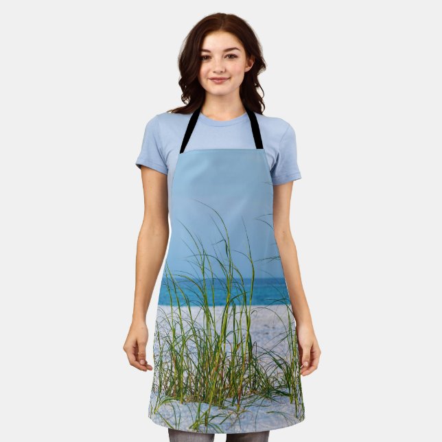 Line Of Sea Oats In White Sand Apron (Worn)
