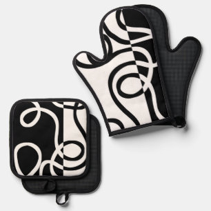 Linear Persuasion I: Abstract Black & White Oven Mitt & Pot Holder Set