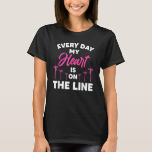 Lineman Wife Girlfriend For Lineman Women T-Shirt