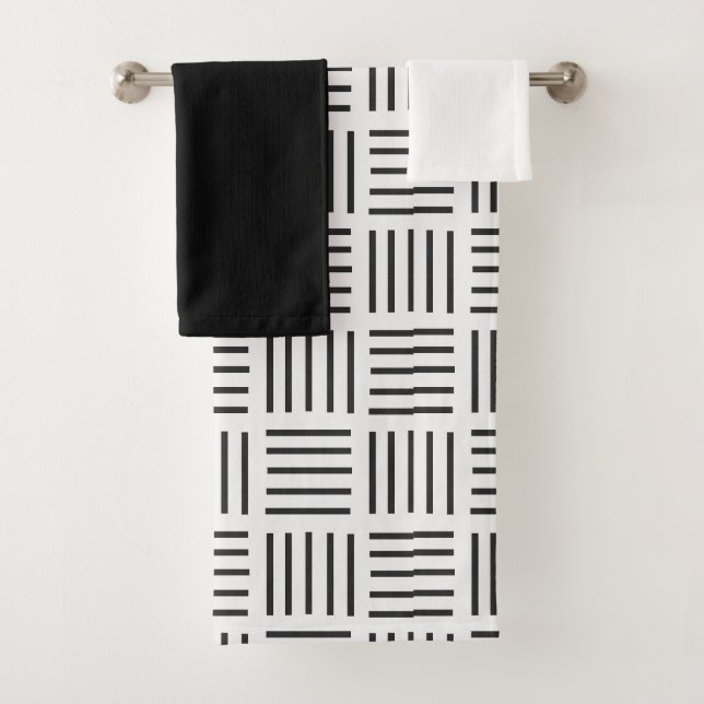 Lines Squared  Bath Towel Set (Insitu)