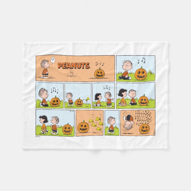 Linus & Lucy | Singing Jack-O-Lantern Fleece Blanket (Front (Horizontal))