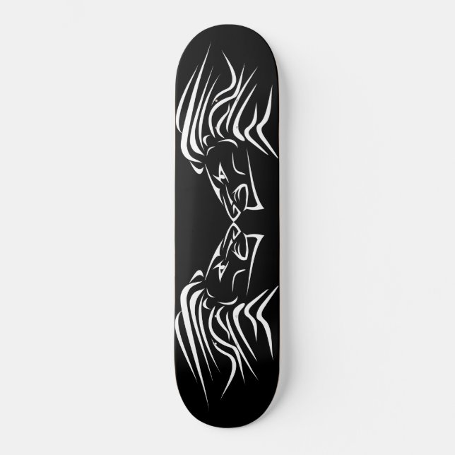 Lion 07 skateboard (Front)