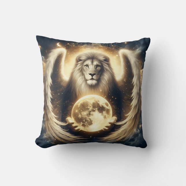 lion cushion (Front)