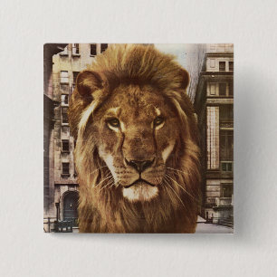 lion in town 15 cm square badge