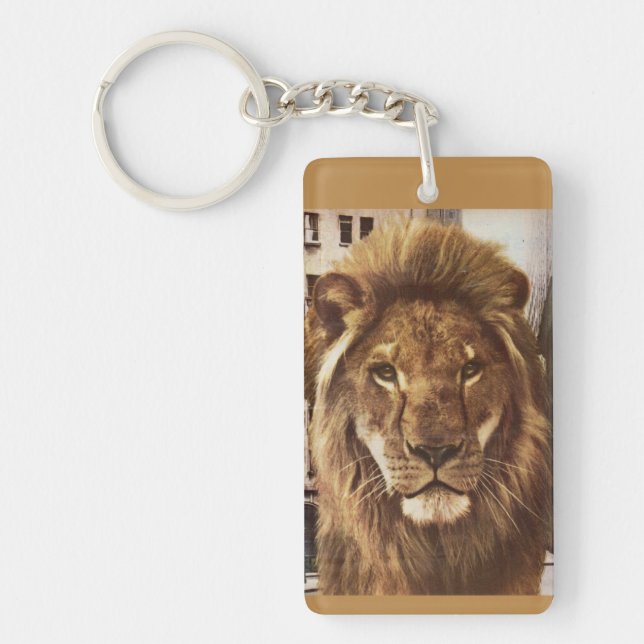 lion in town key ring (Front)
