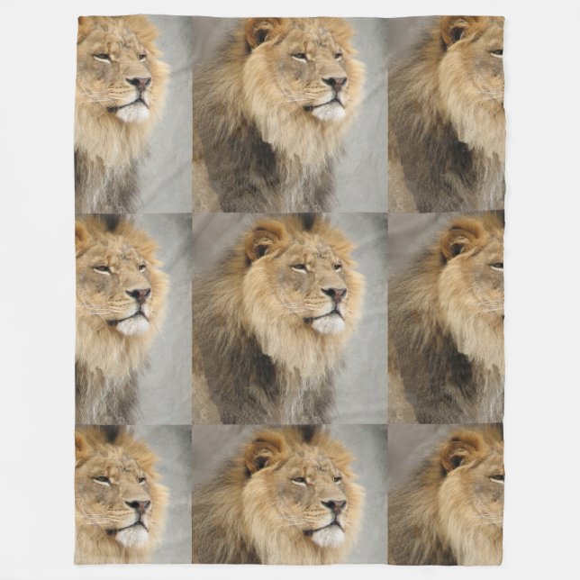 Lion Lovers Gifts Fleece Blanket (Front)