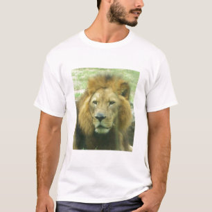 Lion Men's Basic T-Shirt