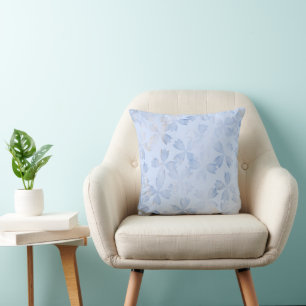 Liora - color of heart cushion