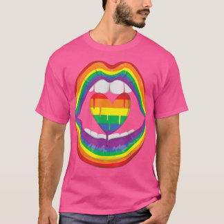 Lips Mouth Rainbow Heart Gay LGBTQ LGBT Pride Mont T-Shirt