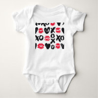 Lipstick Kisses Hearts Seamless Background