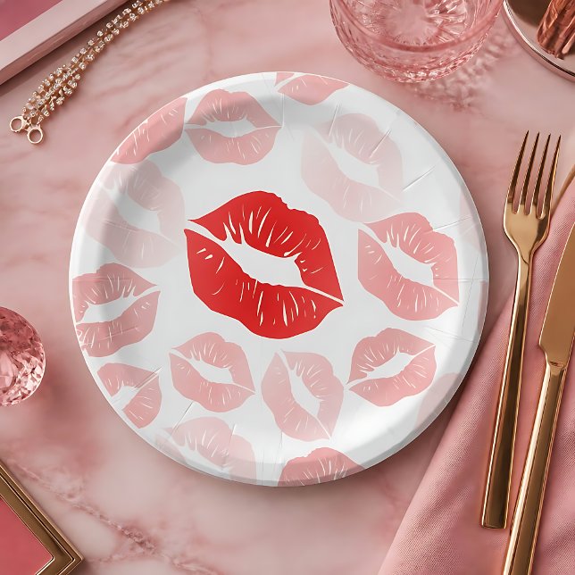 Lipstick Lips Paper Plate (Creator Uploaded)