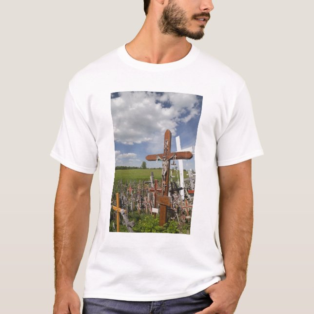 Lithuania, Central Lithuania, Siauliai, Hill T-Shirt (Front)