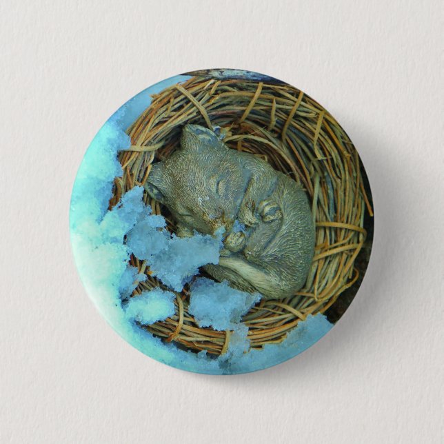 Little mouse in the snow 6 cm round badge (Front)