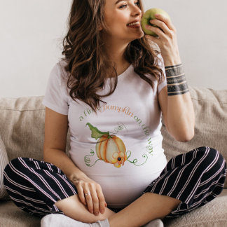 Little Pumpkin on the Way Fall Mum-to-be T-Shirt
