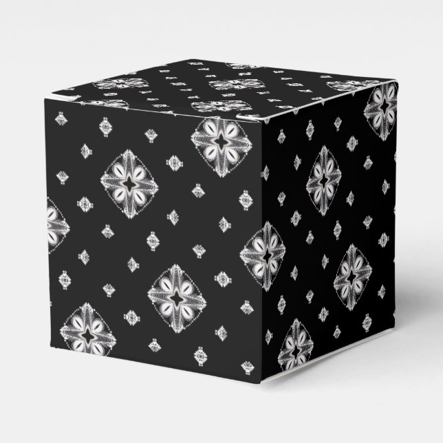 Little Snowflakes and Crystals Favour Box (Front Side)